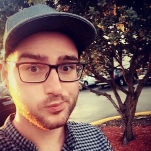 Meet your Posher, Maxime